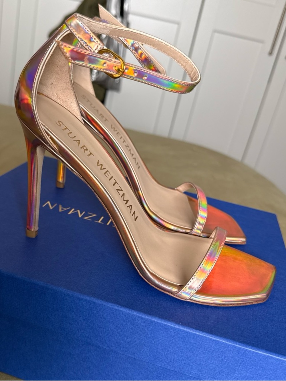 Stuart Weitzman Nudistcurve 100 Hologram Heels Size 9 New